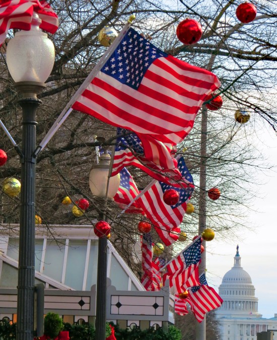 Christmas_on_PA_AVE_1